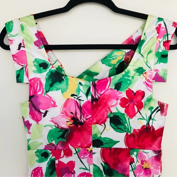 Black Halo Jackie O Satin Floral Mini Dress - Picture 7 of 9